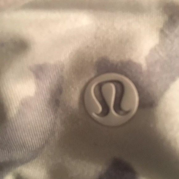 Lululemon Dance To Yoga Bra Size 4 - Picture 3 of 3